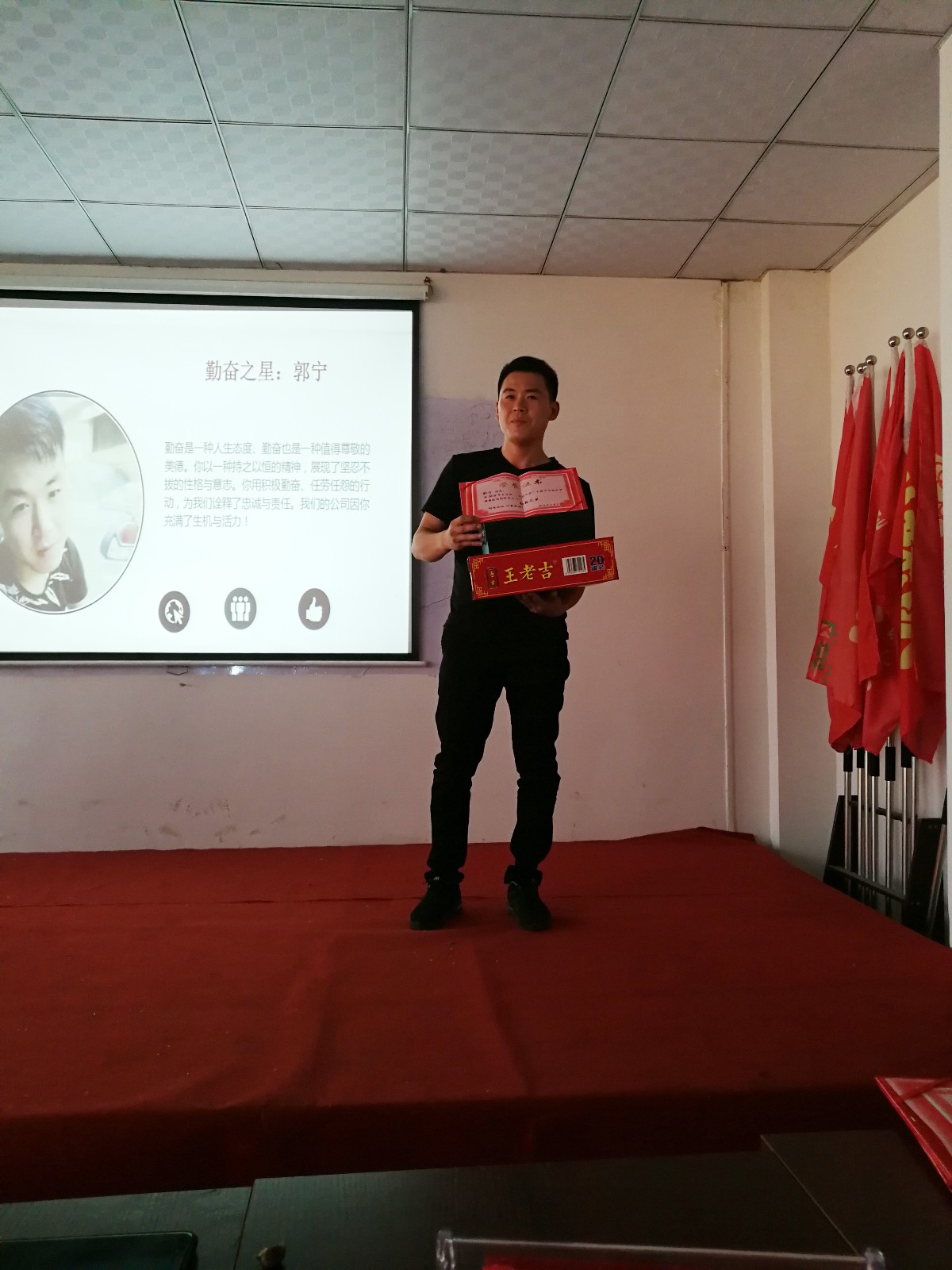 5 副本.jpg 5 副本.jpg