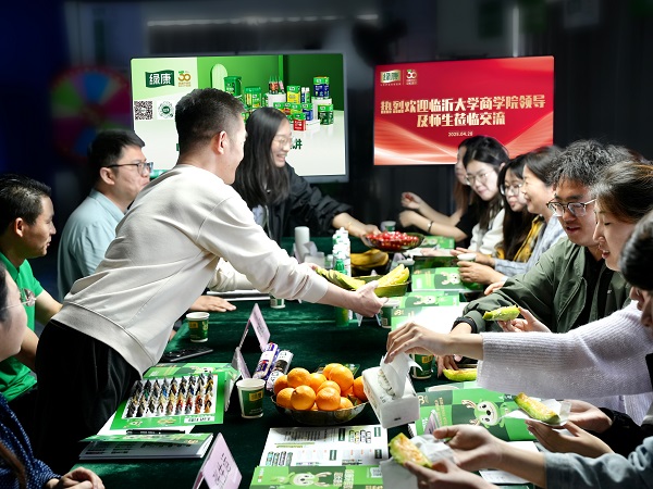 8f015d76-b5af-4926-8a47-20fb43ec4c38(1).jpg 8f015d76-b5af-4926-8a47-20fb43ec4c38(1).jpg